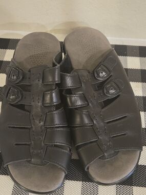 SAS Women's Black Leather Strappy Slide Sandals SIZE 8 WIDE